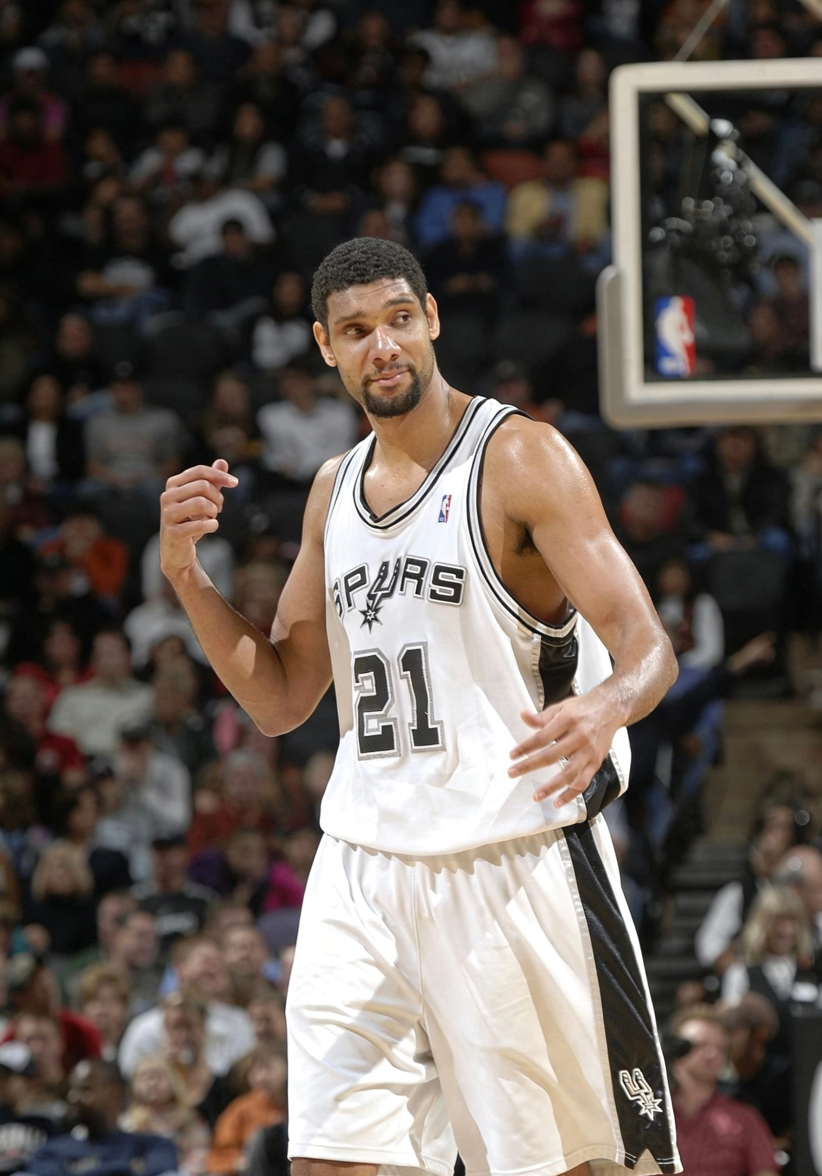 晚安马刺 无论顺流还是逆风，按照自己节奏，随自己的心意，用心生活、努力向上。晚安