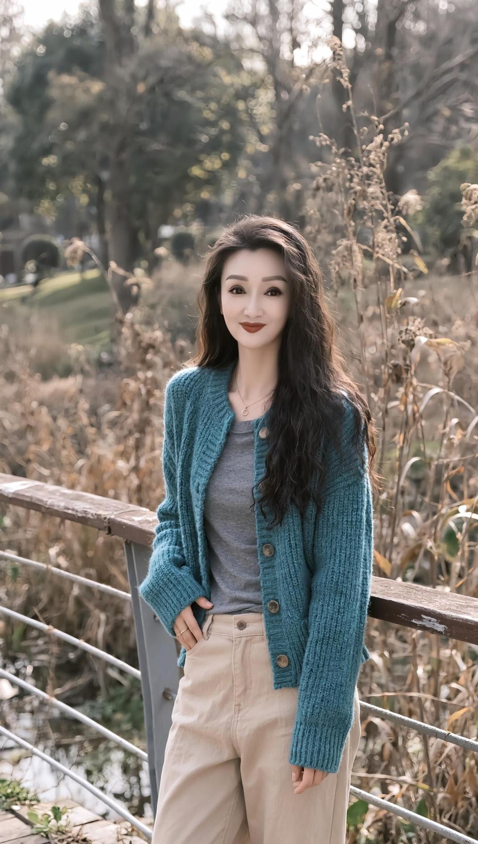 不知不觉就老了，歌老了，姐也老了……