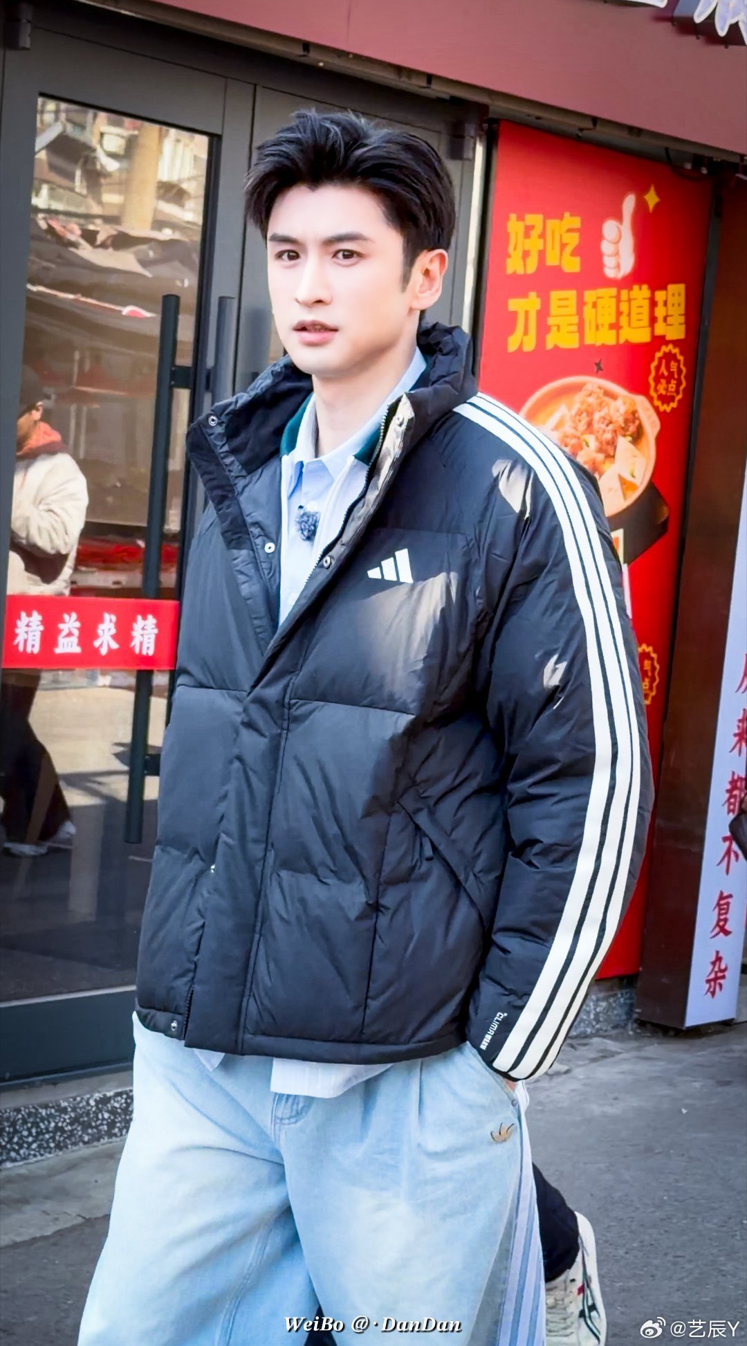 张云龙来战 zyl张云龙萧逸寒 剑指九霄何惧神威，醉踏凌霄偏要这天低头——萧逸寒