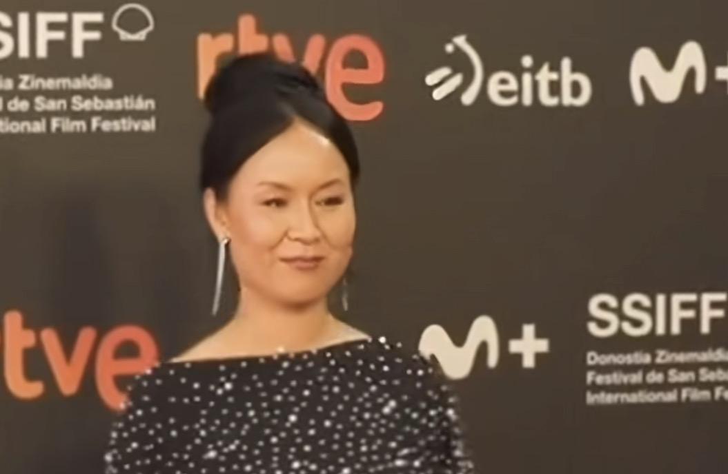 很难会有一部电影让国人如此的团结，《监狱来的妈妈》做到了！
经过国人的不懈努力，