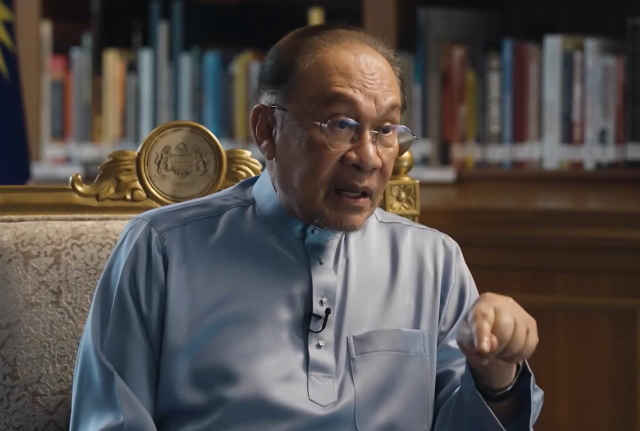 马来总理安瓦尔当面硬刚媒体，一句“台湾是中国一部分，就这样”，把台当局气得直接破