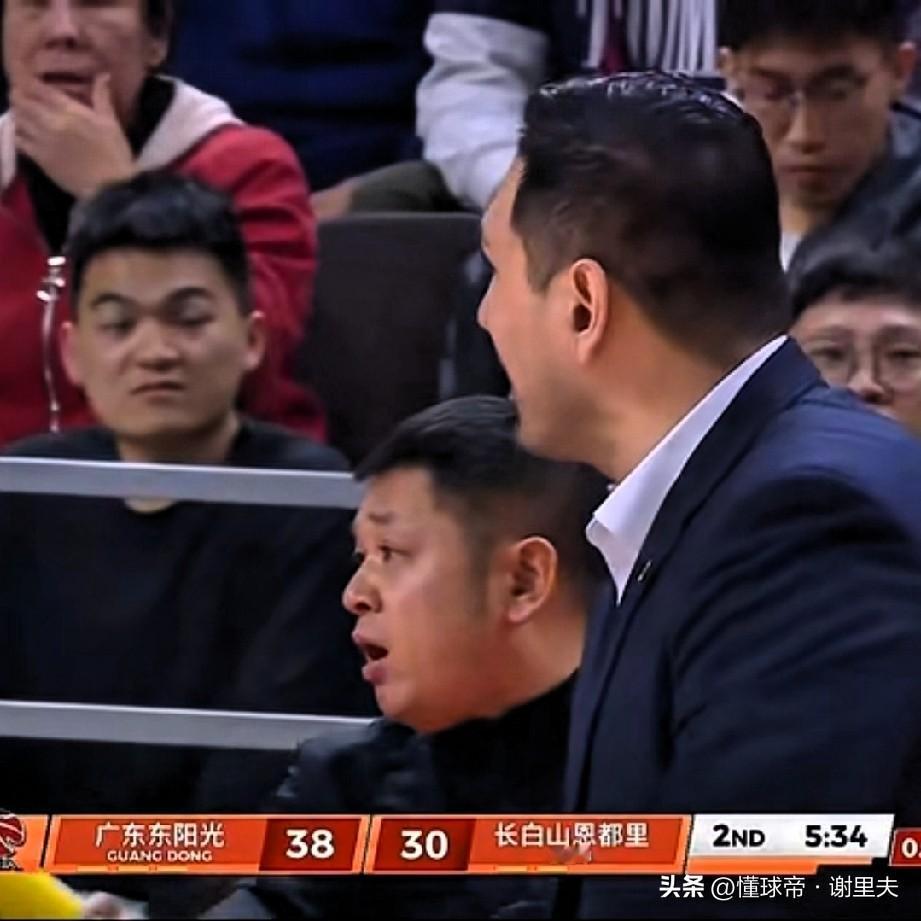 恕我直言，吉林老铁没有输给广东，而是输给广东外援，胡明轩半场仅仅靠罚篮拿2分，广