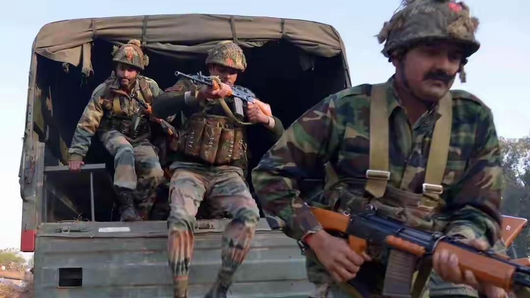 阵风刚升空要找上歼10C，一个噩耗从乌克兰传来，印度彻底破防