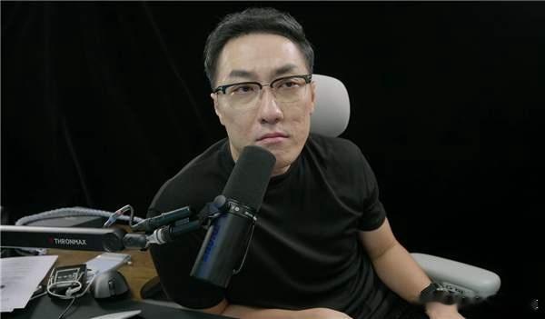 王自如曝格力高管工资7位数，再回应“不看工资条”。对于“你真不看工资表吗”的疑问