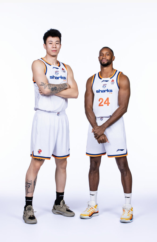 张镇麟 ✖️ 弗格 📷New Team 💙New City  🏙️ Old