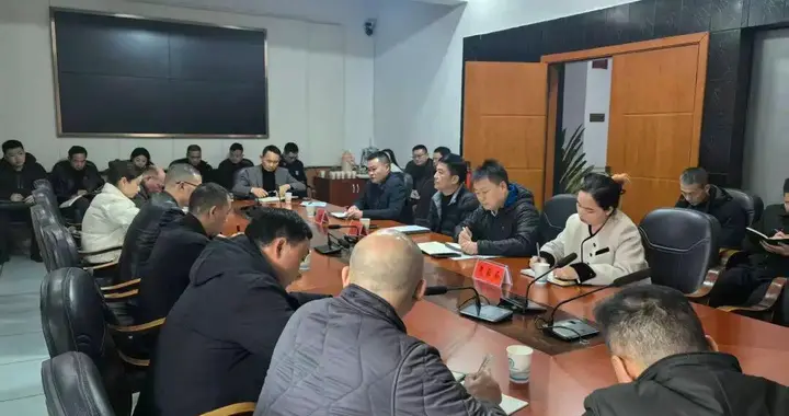 赫山区召开2026年低温雨雪冰冻灾害防范应对调度会