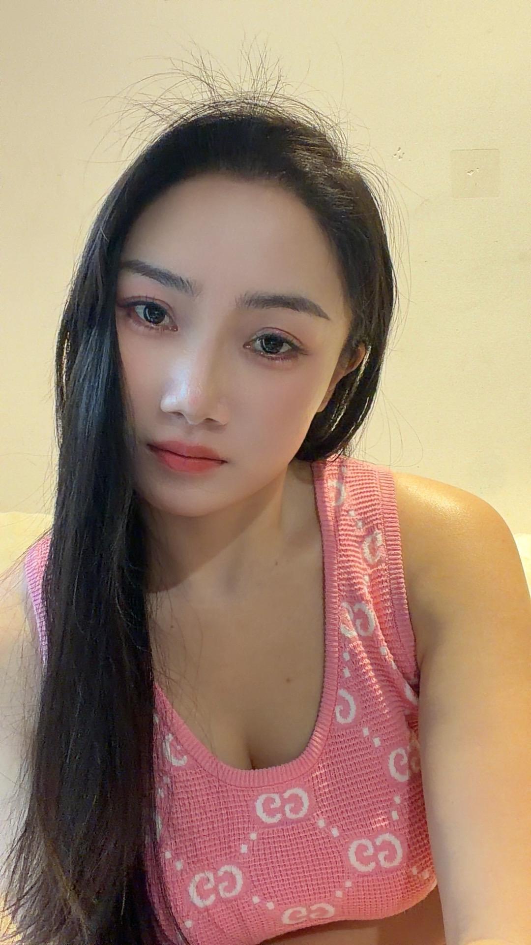 爱自己吧，别人不靠谱，需要爱时，就像妈妈一样给自己爱ᥫ᭡