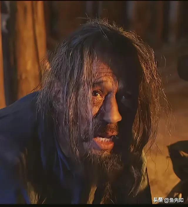 我真有点看不懂《雍正王朝》里的隆科多。本来隆科多在雍正时期已经位极人臣了，他倒向