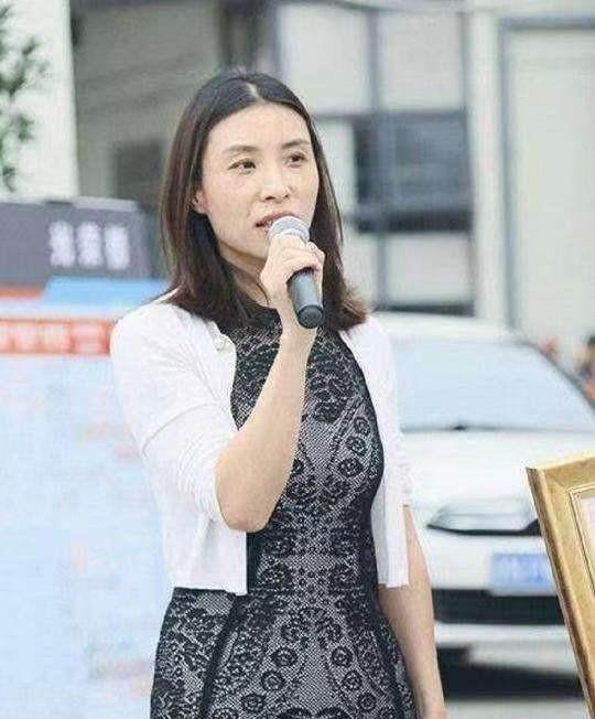 [中国赞]1998年底，申通快递创始人聂腾飞出车祸死亡，几年后，妻子却嫁给了聂腾