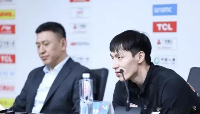 浙江95-108新疆，赛后浙江球员吴前接受采访，三句话让人为他点赞👍
1，我自