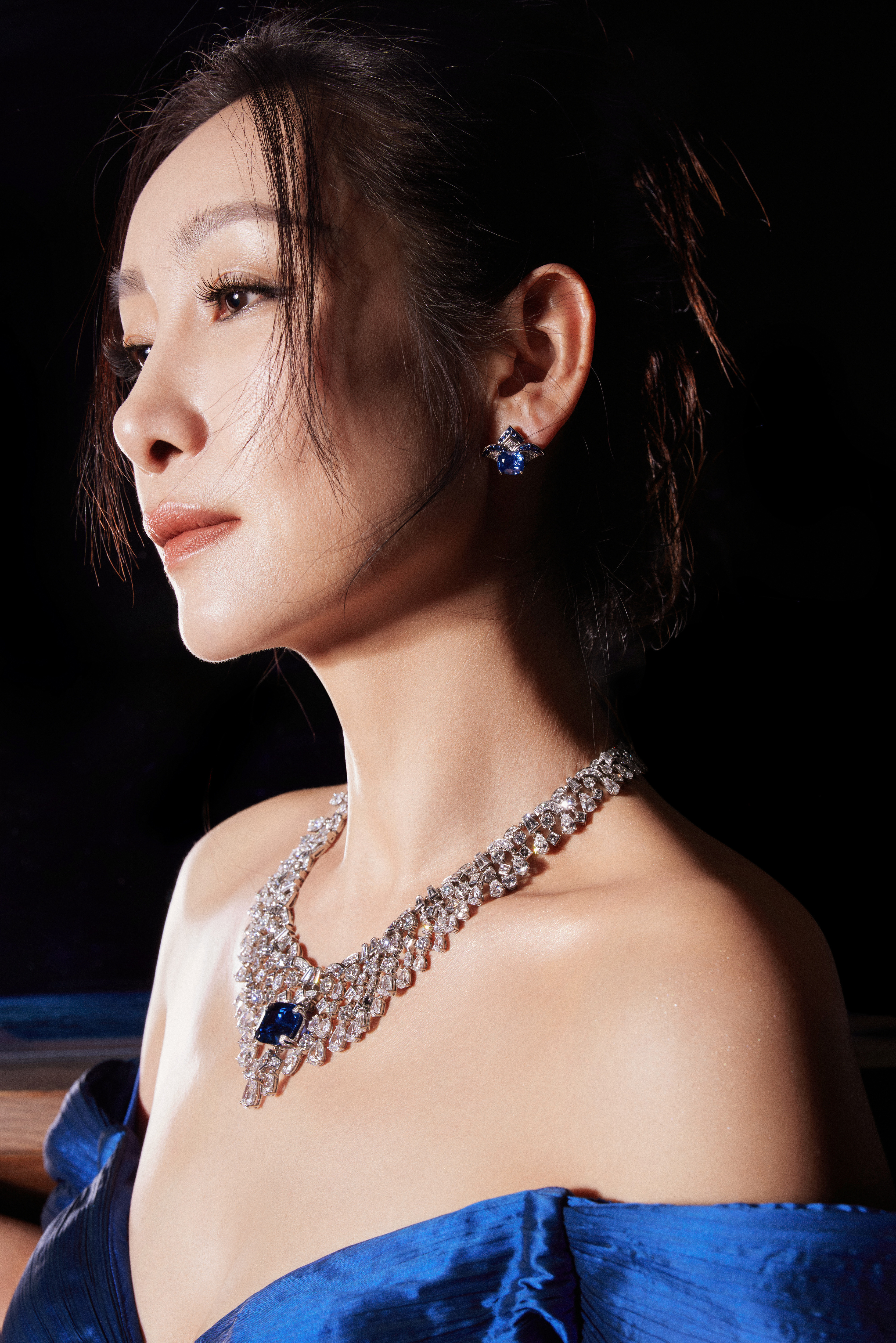 秦海璐 旖旎闪耀，尽抒华彩。#上海国际电影节# #秦海璐蓝色妖姬# ​​​