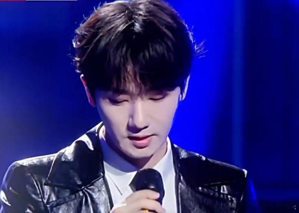 尚雯婕蒋敦豪合唱推开世界的门这才是跨年该听的歌！尚雯婕蒋敦豪合唱《推开世界的门》