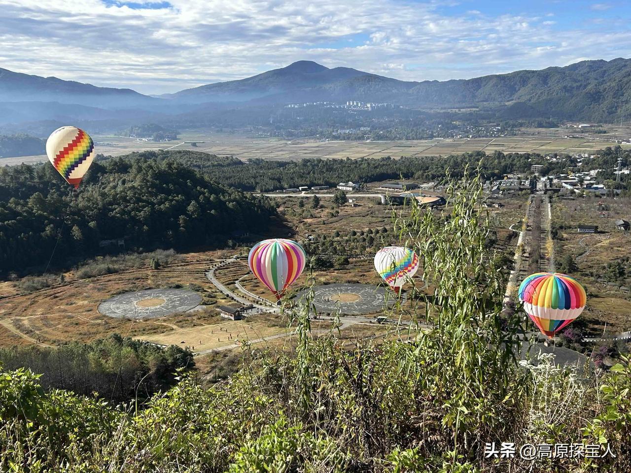 云南省石屏县宝秀镇郑营村，是明清两代屯垦戍边安营扎寨留下的石屏古城 石屏府衙 石