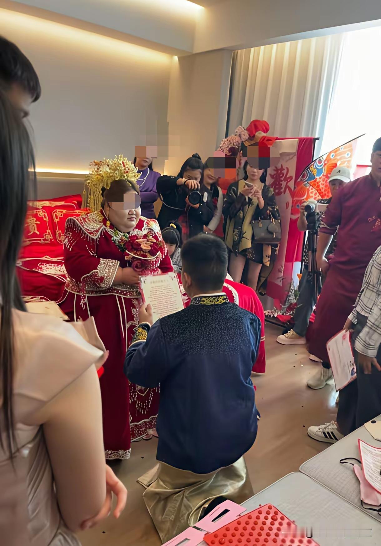 一尊佛啊？
这可不是一般的镇宅旺夫，肯定也能避邪免灾，惠及后代绵长，兴家望族满门