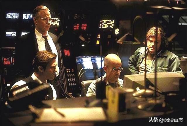 这对美国来说是开战以来最大的损失了吧
中东一共才有中情局几百人，同时牺牲6名官员