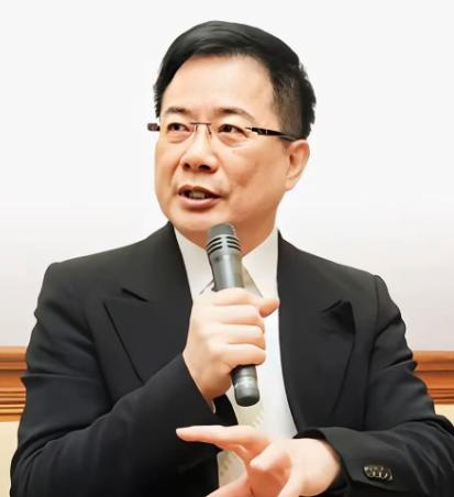 如果真的有九成台湾人不支持统一，大陆该怎么办？据说台湾名嘴蔡正元早就给出了答案，