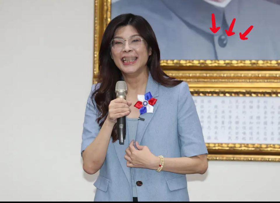 民进党这波“说教”，根本是色厉内荏的虚张声势！刚对郑丽文当选抛“两个期盼”，就被