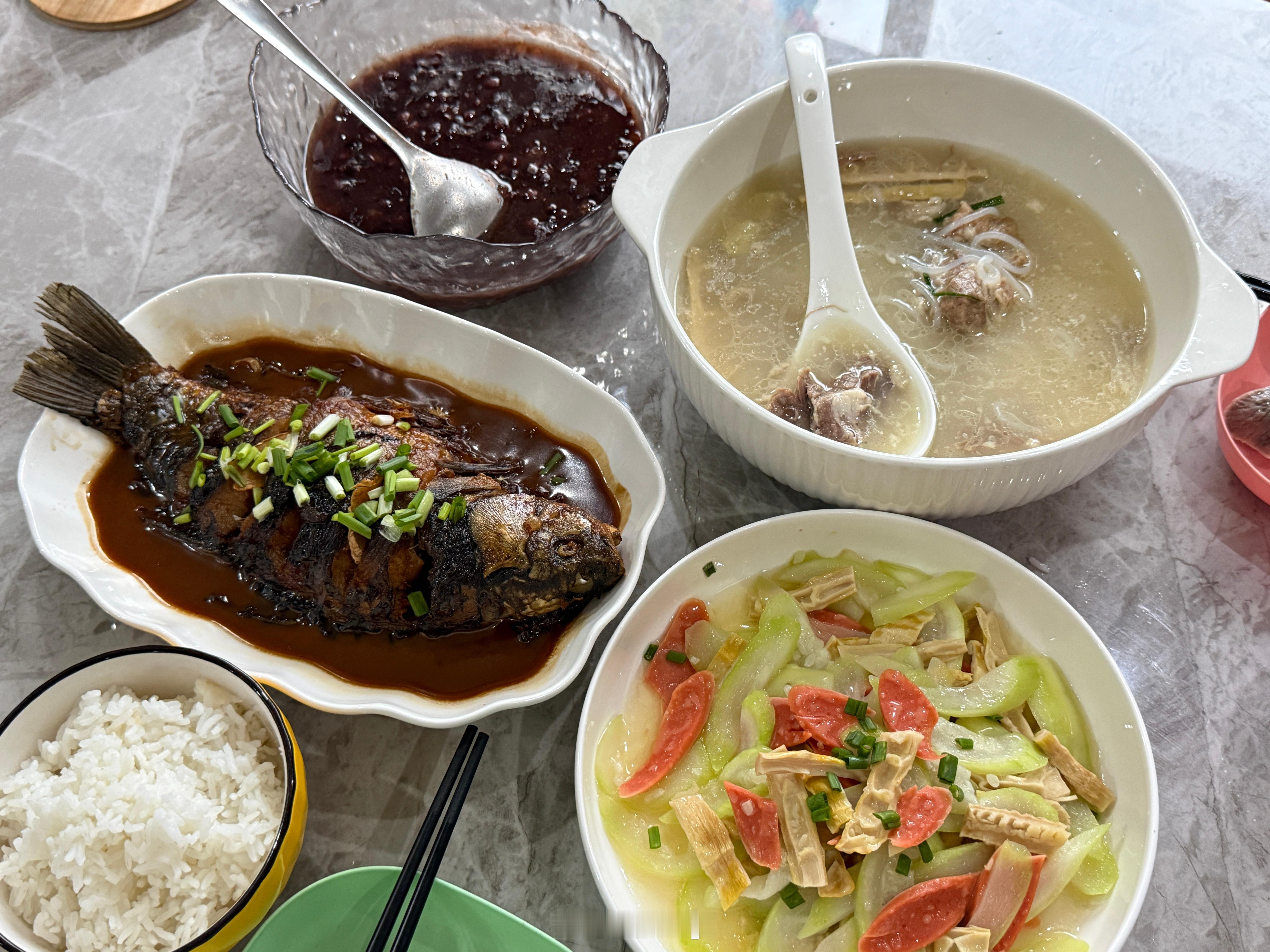 红豆汤 绿豆汤～玉膳房