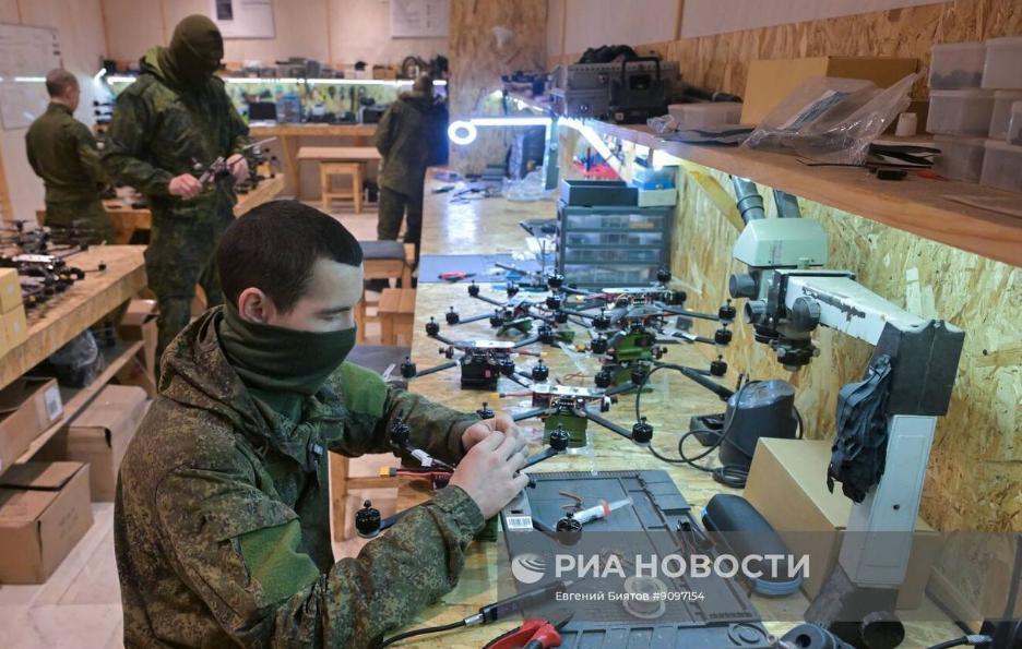 俄罗斯军队的无人机生产作坊！

如此高产的无人机和系列，在整个俄乌冲突的战场到处