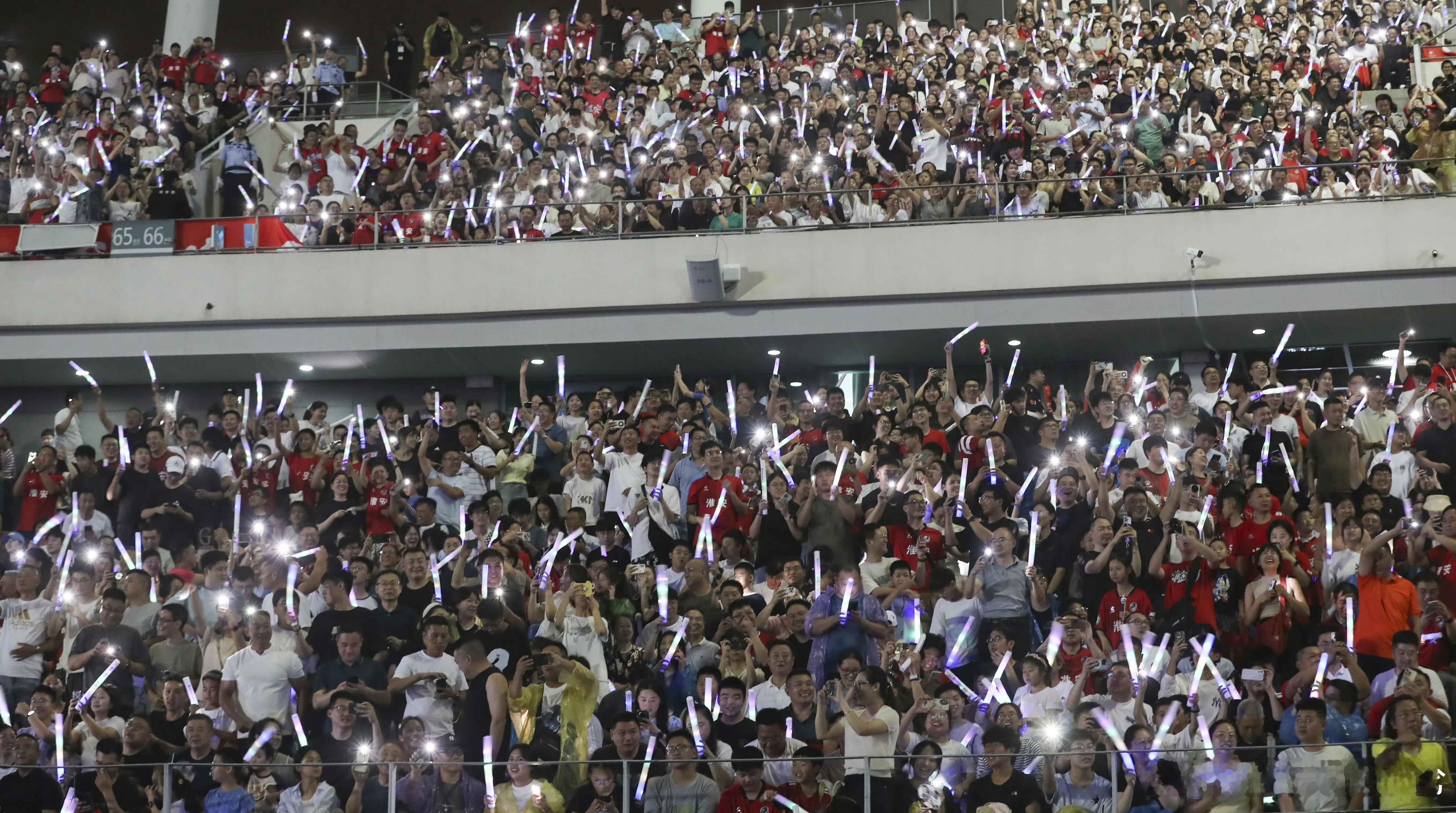 阿迪达斯将赞助新赛季苏超阿迪达斯对苏超的赞助，可以说是一项颇具战略眼光的商业决策