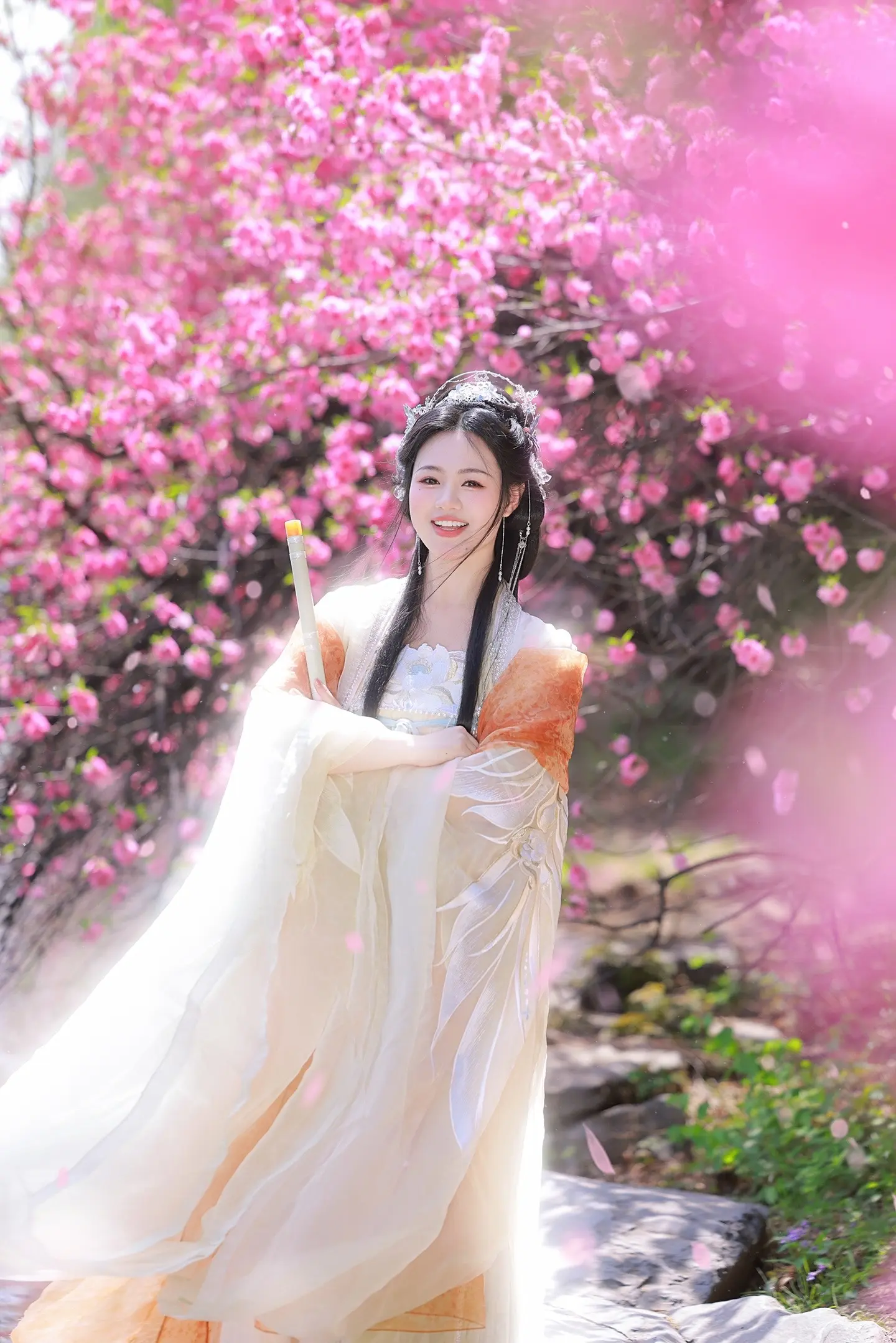 《重生之我成为了宗门白月光》『客』。妹妹想拍的清冷师姐！