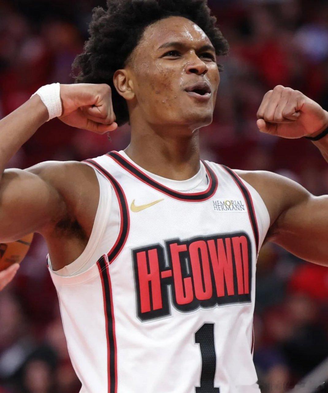 NBA[超话]  杰夫蒂格：“如果阿门能搞清楚如何投篮，他就能成为 NBA 排名