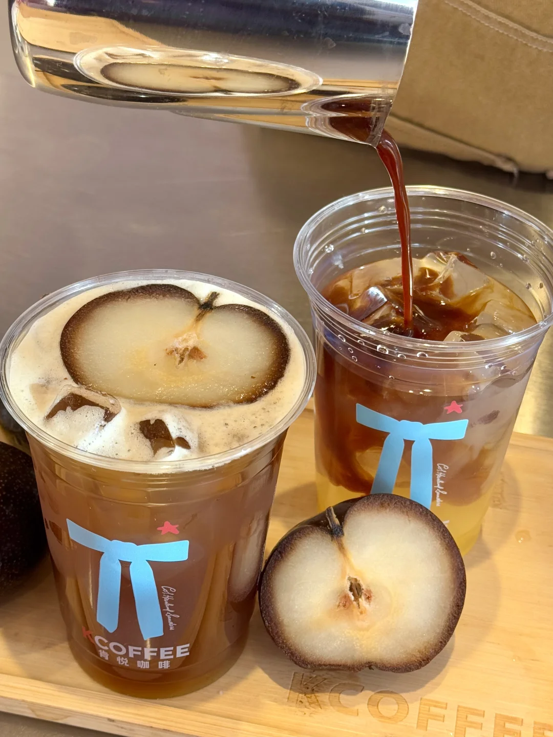 实打实的真冻梨！这杯冻梨美式很东北❄️