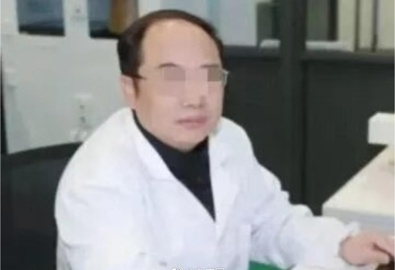 【警惕完美标签背后的陷阱】对身份标签的追捧让造假者有机可乘话题“高中毕业生伪造履