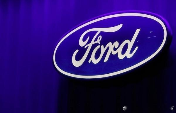 【智能汽车每日要闻】- 北汽蓝谷极狐L3级自动驾驶轿车获准入许可- 问界M9连续