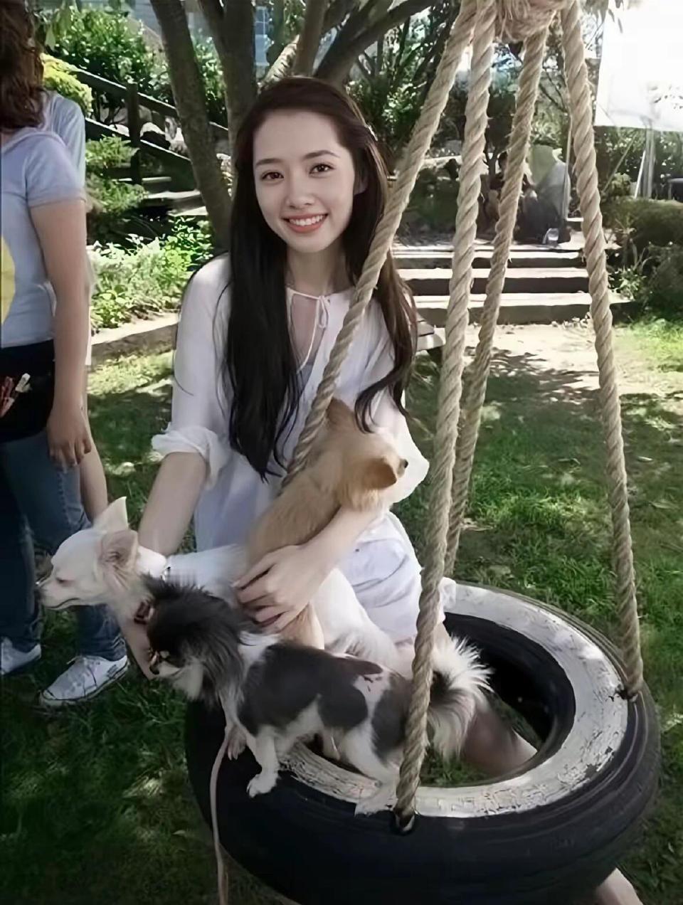 原来郭碧婷二胎是吃全餐郭碧婷真的太敢说了！自曝二胎生产经历，顺转剖“吃全餐”的画