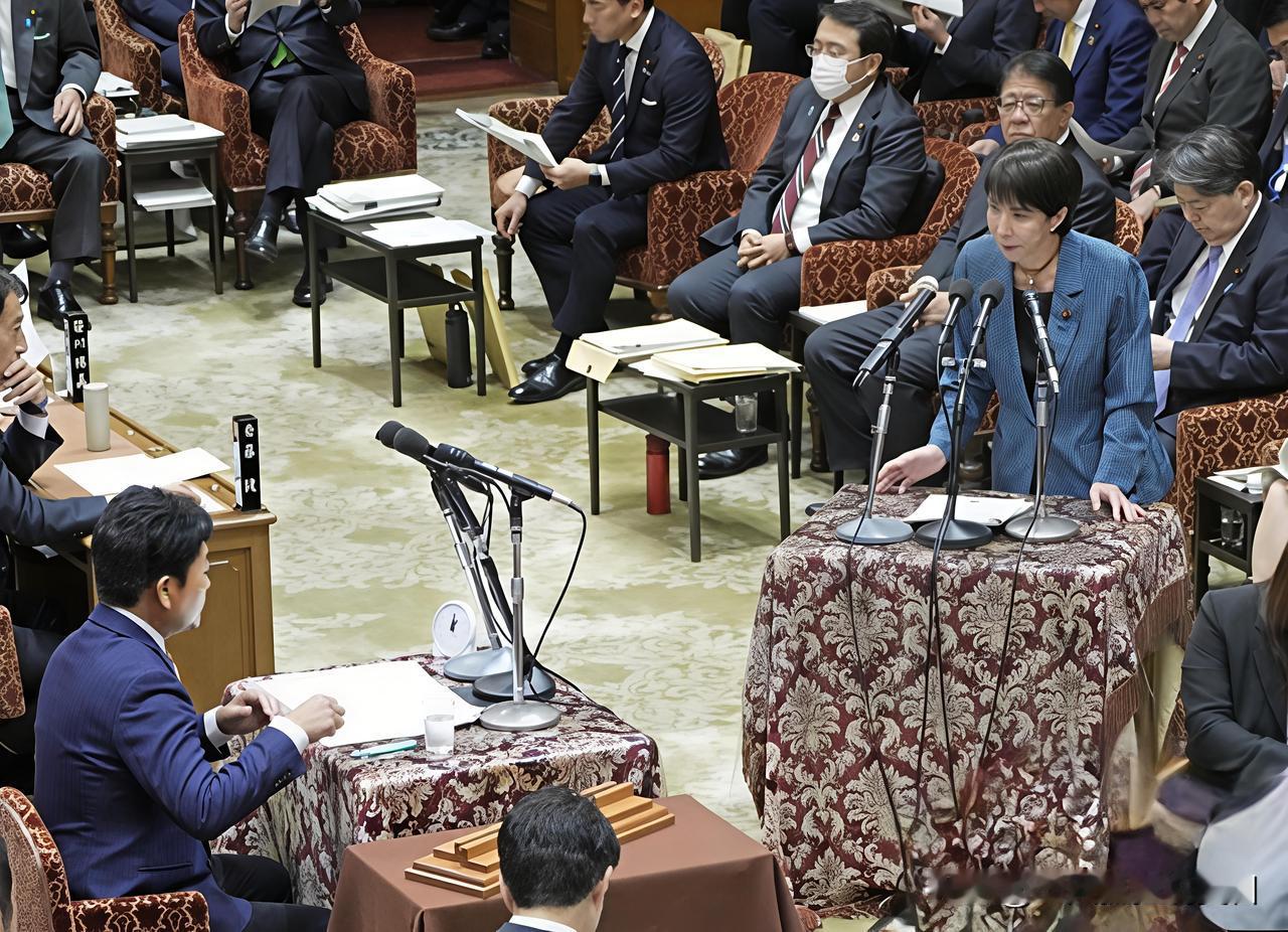 ‘’对于擅自伸过来的那个肮脏的脑袋，唯有毫不犹豫地砍掉‘’这句话将入选中国202