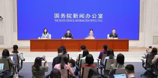 我国新能源汽车凭什么实现突破国产电车迎来里程碑时刻！2026 年 7 月国内新能
