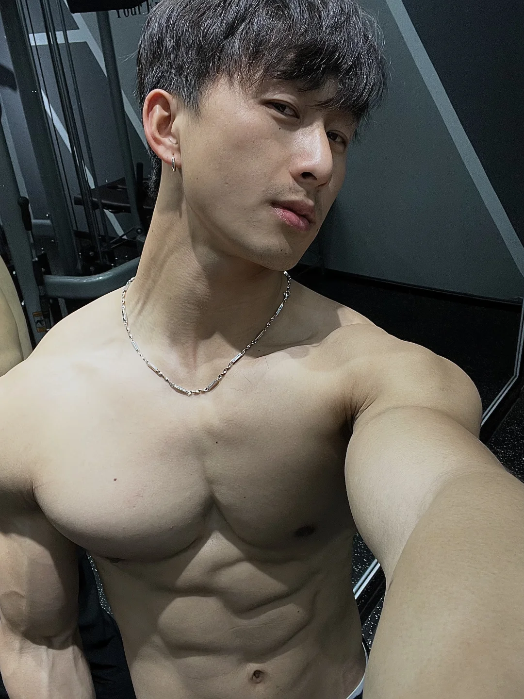 早知道你喜欢健身的 我就不用装了