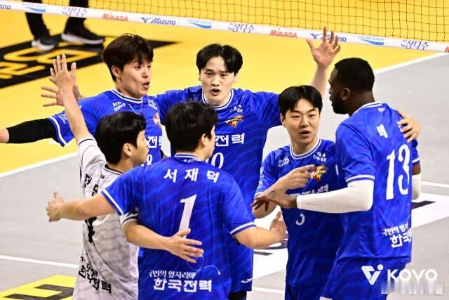 国际排坛动态韩国排球KB保险1-3（25-22/23-25/21-25/24-2