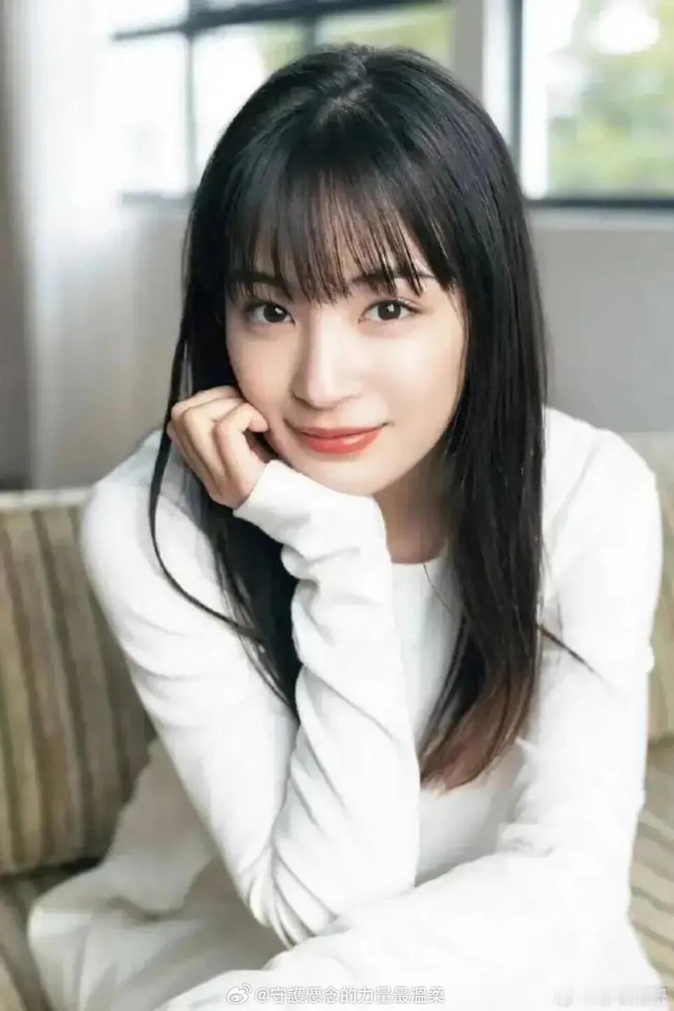 日网票选：20代最美女演员，滨边美波断层第一 