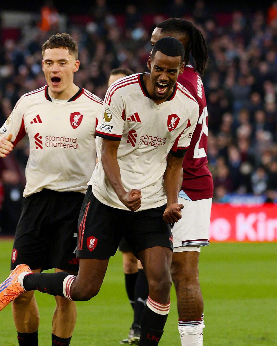 【西汉姆0比2利物浦，看完全场的同学们来个四字成语！】英超  cr：爆棚仓鼠 