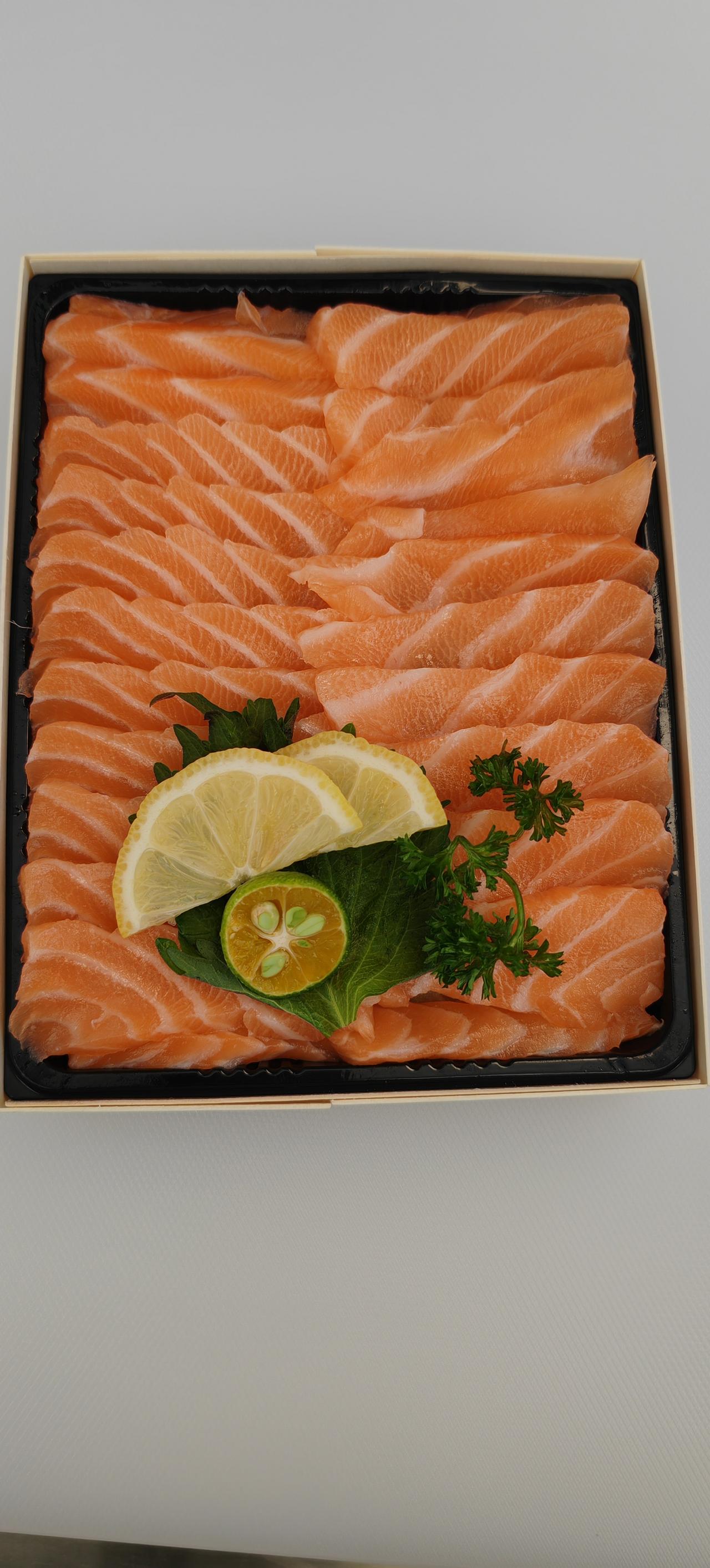 麻友喊我打牌，我说没空，拒绝了。
他激我：“你该不会是怕了吧？”
我坦然回：是啊