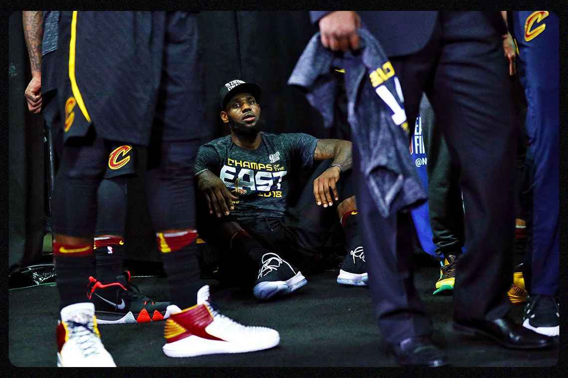Dave：“你曾连续八年打进 NBA 总决赛。这绝对是你职业生涯最显赫成就清单中