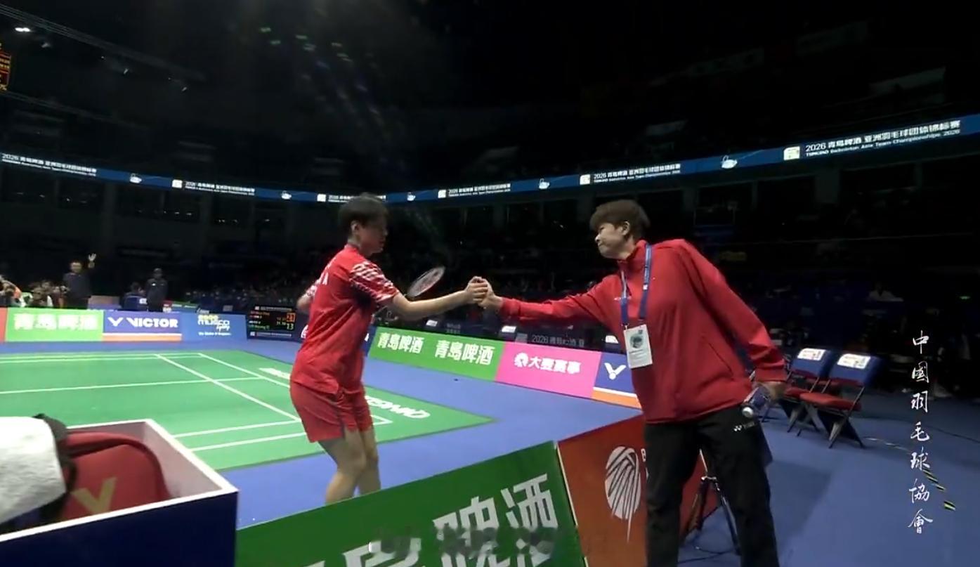 女团 半决赛 中国 3-0 中国台北 女单 高昉洁 18-21 21-17 21