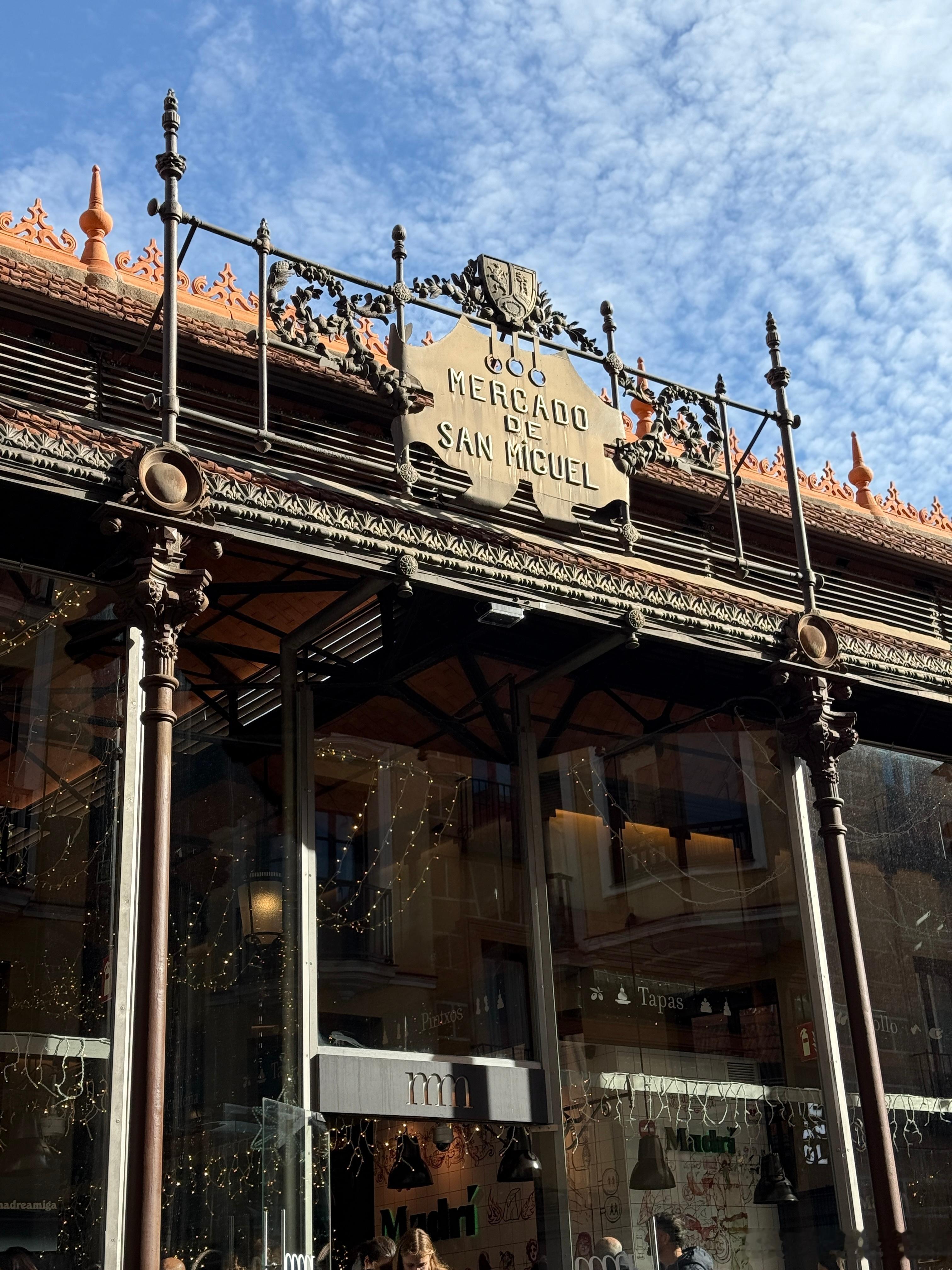 说圣米盖尔市场可能还不够大白话但一说马德里版大食代包你秒懂的 