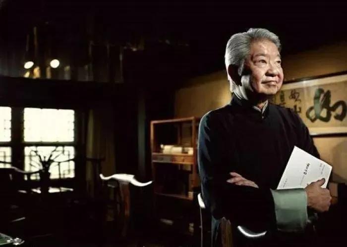 人生坎坷太多难，
悲欢离合诉不完。
你有你的心酸事，
鳏寡孤独讨人嫌。