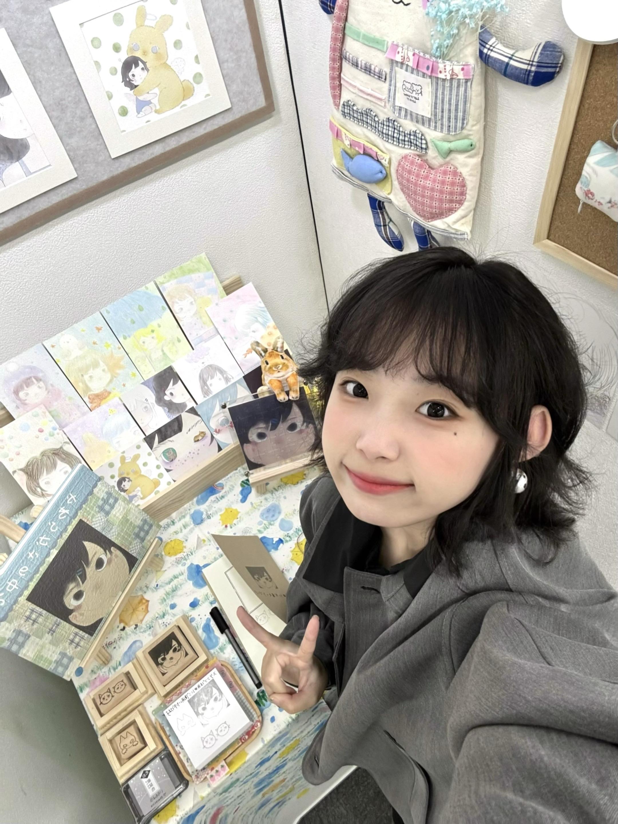 要不要来看我的毕设展⁃̀⩊⁃́。明天2.8号是最后一天啦！ 主题是やわ...