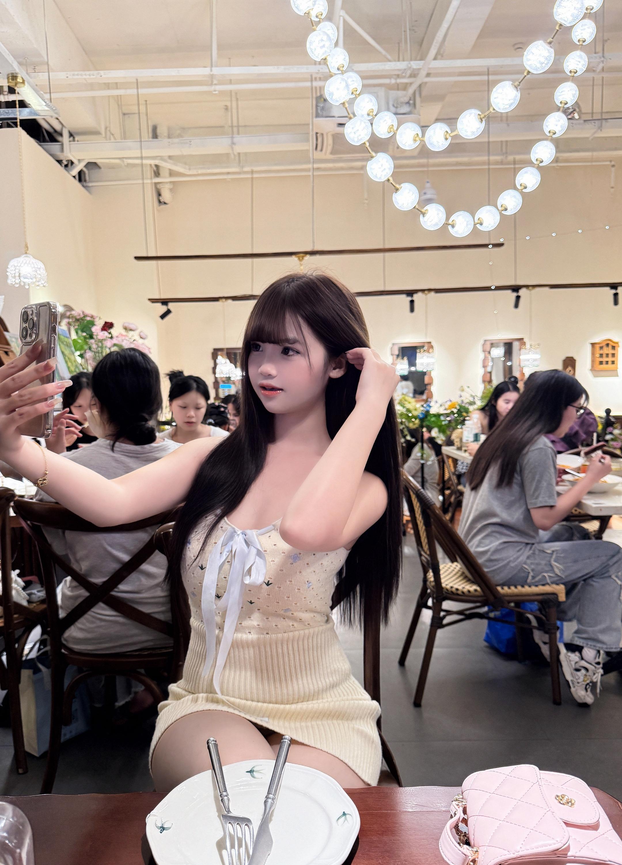 陪女孩长大 不如陪姐姐说说心里话双子座