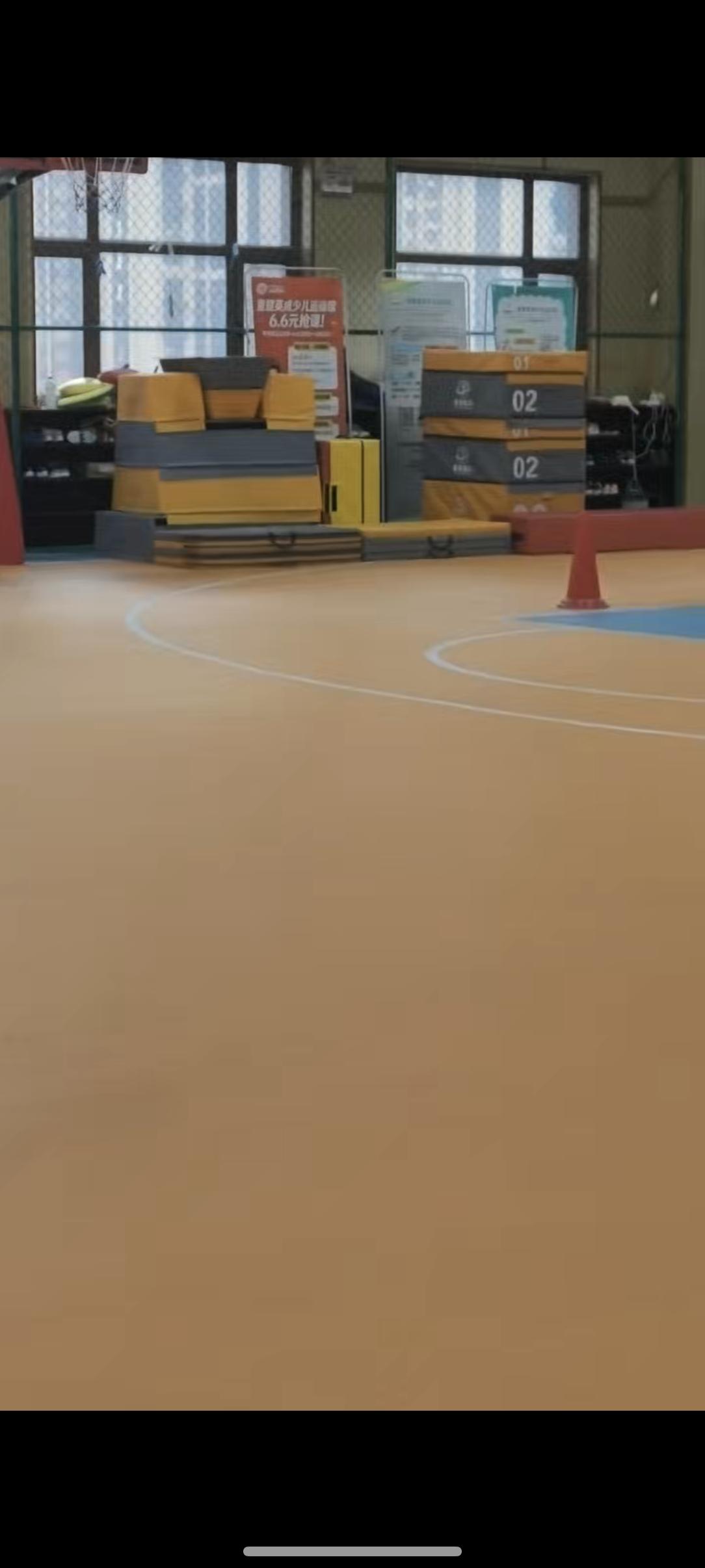 小孩子从小学习打篮球能不能长大个，我应该有点发言权
       小孩子从小就学