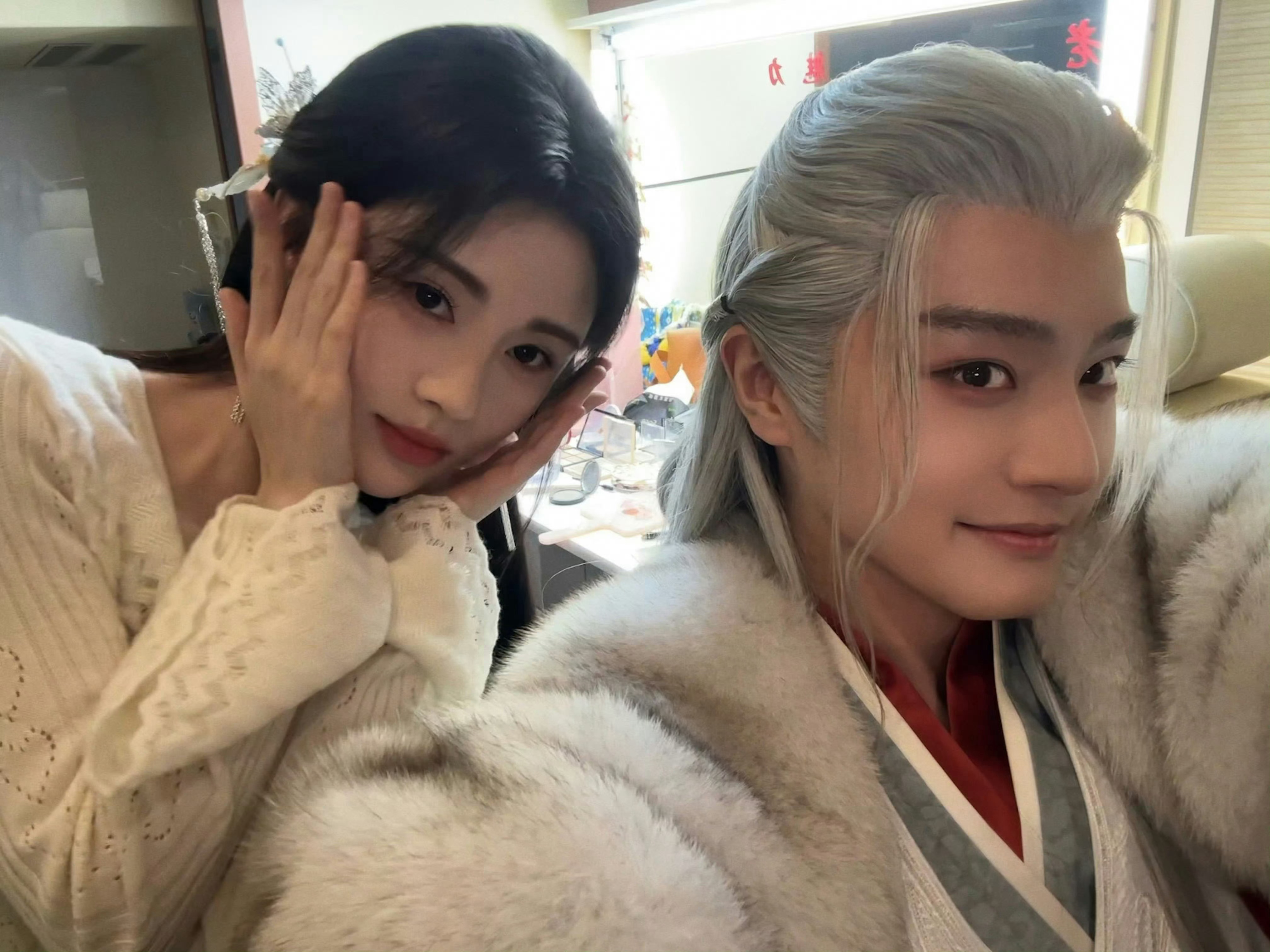 哈哈哈哈哈哈“好诡异 我在这” 