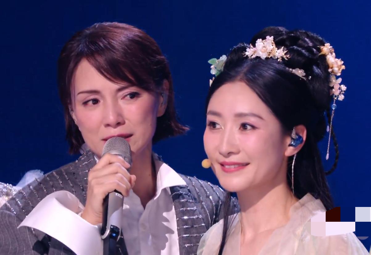 为什么要淘汰陶昕然，
芒果台浪姐的赛制跟闹着玩一样！
第二轮不应该让第一轮中输的