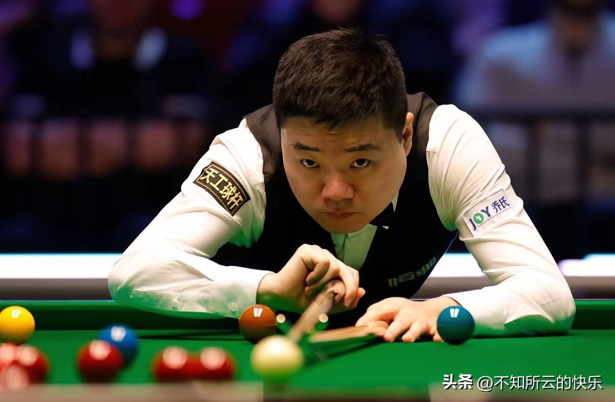没有50万奖金积分，斯诺克16强都坐不稳，兜兜转转一年，斯佳辉都在守门员的位置上