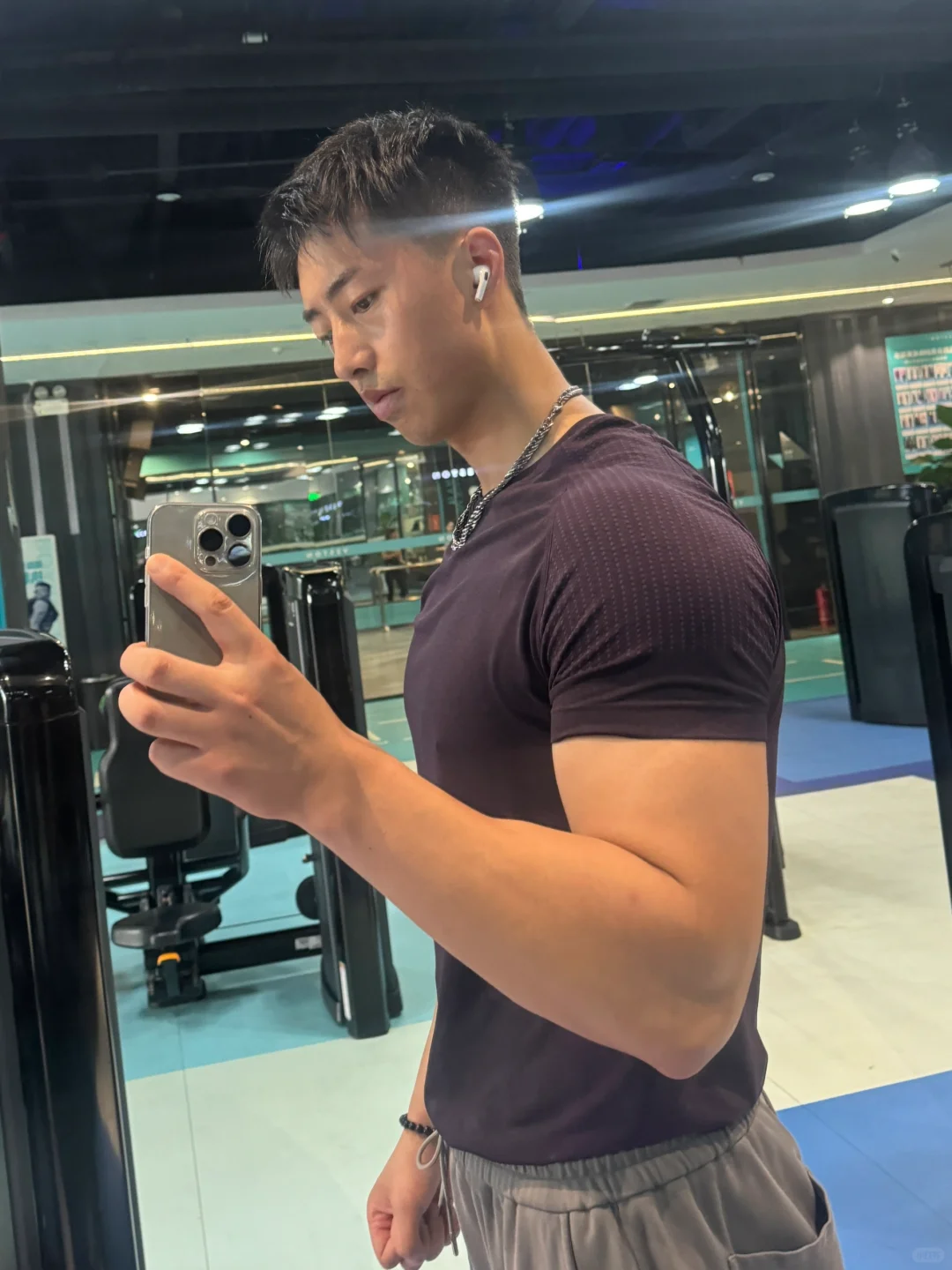 练的男友臂