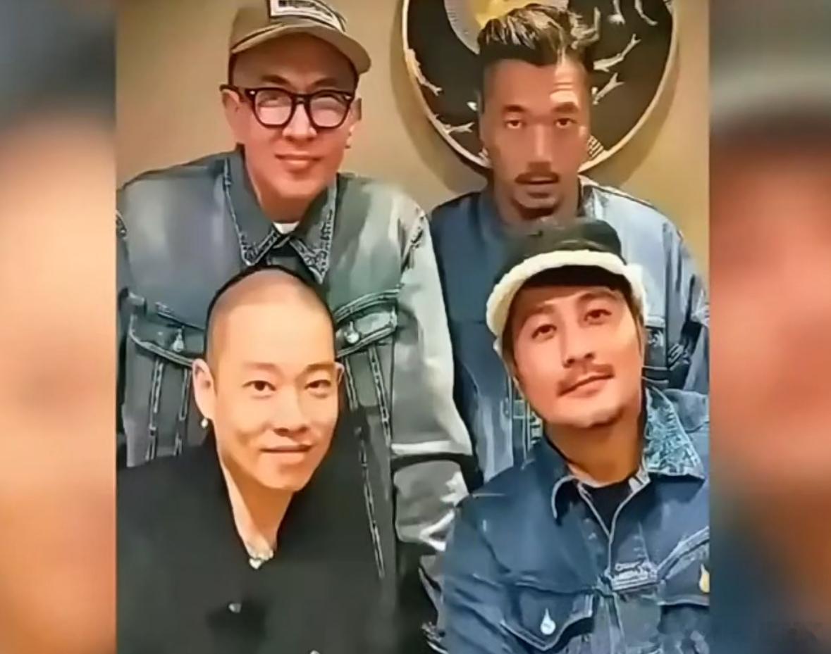 据台媒爆：大s现夫具俊晔陪同他的有20年友谊的铁哥们麦克，两人直奔信宜区亿元豪宅