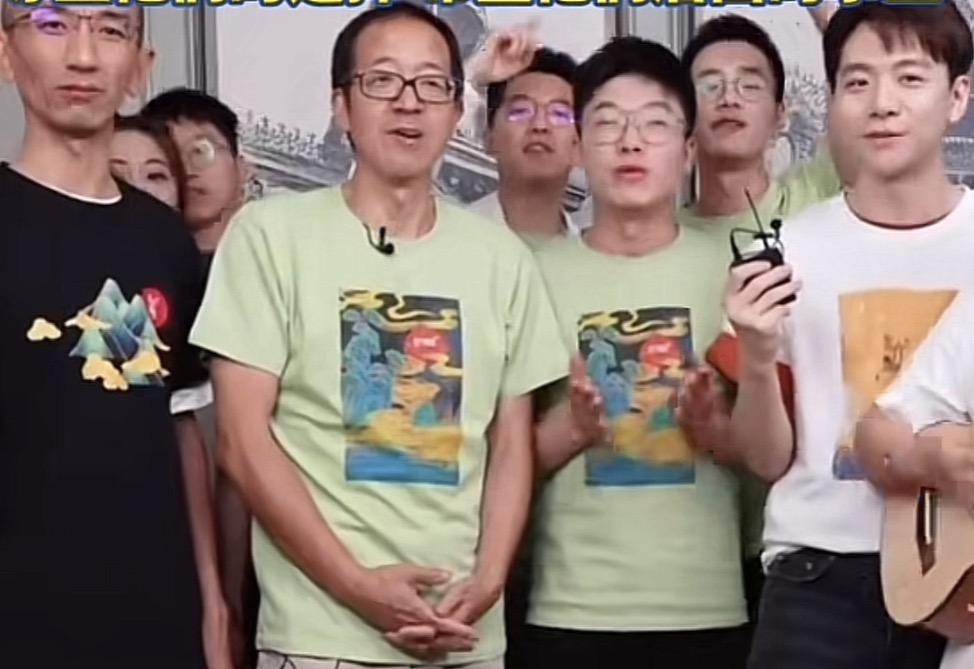 东方甄选4名核心主播先后离职，为何企业发展壮大后，老员工就会出局呢？
4月24日